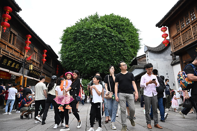 党的十八大以来以习近平同志为焦点的党中央激活中华文化的历史性孝顺述评 -  mg不朽情缘
