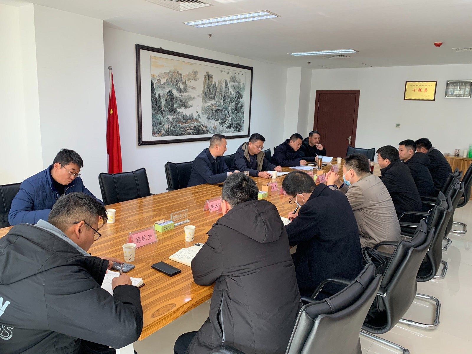 汉中分公司赴南郑区政府加入避险安居搬家工程建设项目座谈会 -  mg不朽情缘