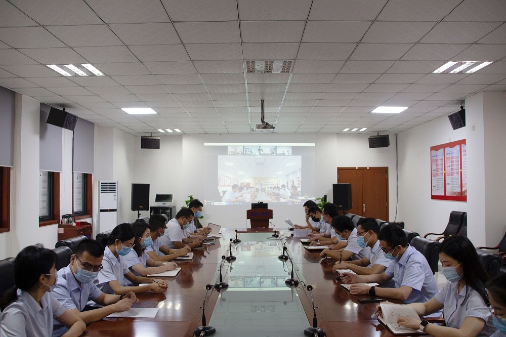 20220825 商洛分公司组织转达集团机构刷新发动安排聚会精神(1).jpg