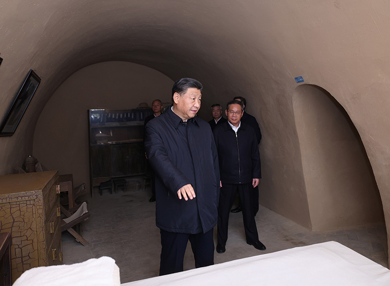 习近平瞻仰延安革命纪念地：弘扬伟大建党精神和延安精神 为实现党的二十大提出的目的使命而团结斗争 -  mg不朽情缘