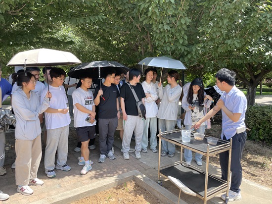 12日下昼，，，，，富平中试基地现场教学（地建研究院）.jpg